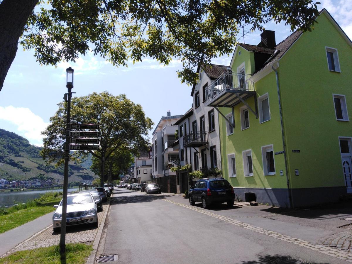 Haus Margarete Zell an der Mosel Exterior foto
