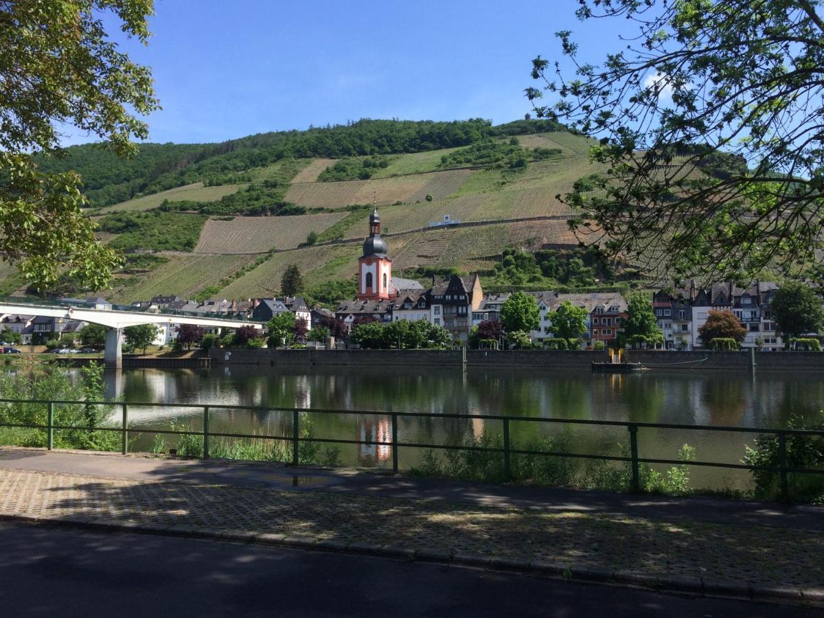 Haus Margarete Zell an der Mosel Exterior foto