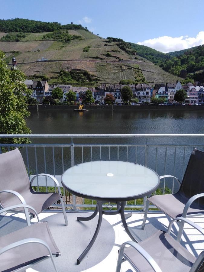 Haus Margarete Zell an der Mosel Exterior foto