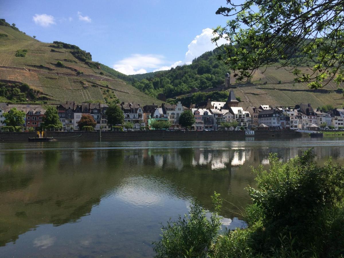 Haus Margarete Zell an der Mosel Exterior foto